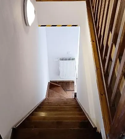 Typu Niepodleglosci Apartman *